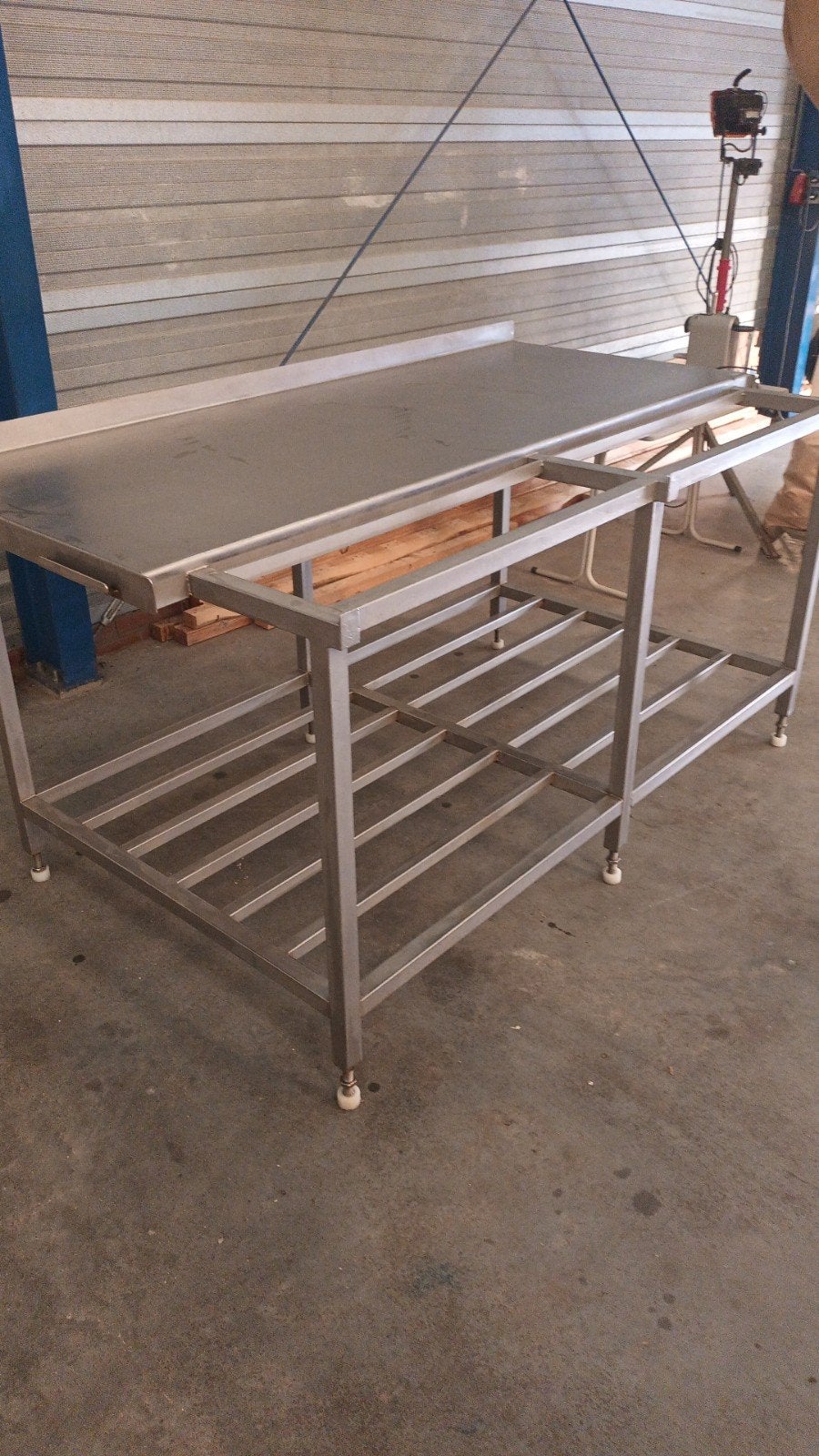 Foto 9 van snijtafel werktafel Slagerij bakkerij horeca catering
