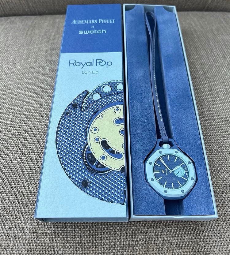 AP x Swatch Royal Pop Lan Ba, Verzenden, Nieuw, Polshorloge, Swatch