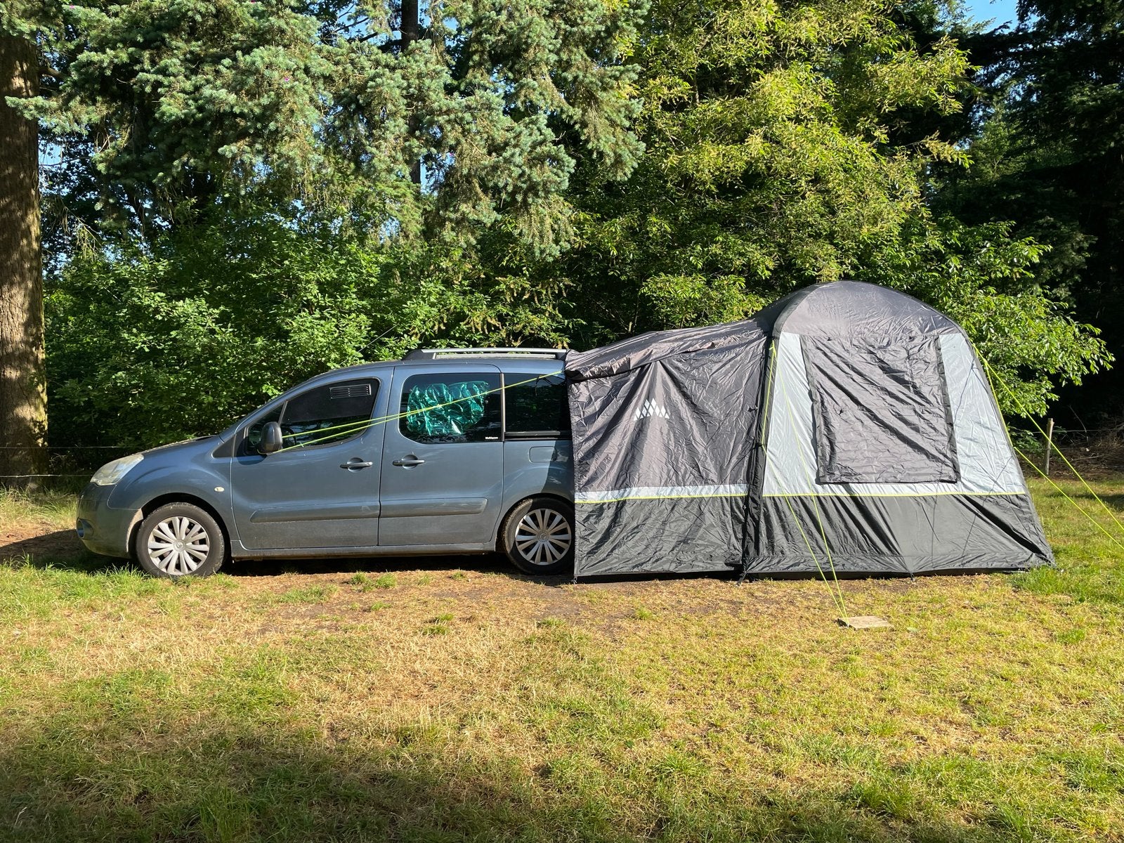 Citroën Berlingo met camperbox, tent, dakrails + koffer, Overige merken, Dakluik, Tot en met 2, Handgeschakeld