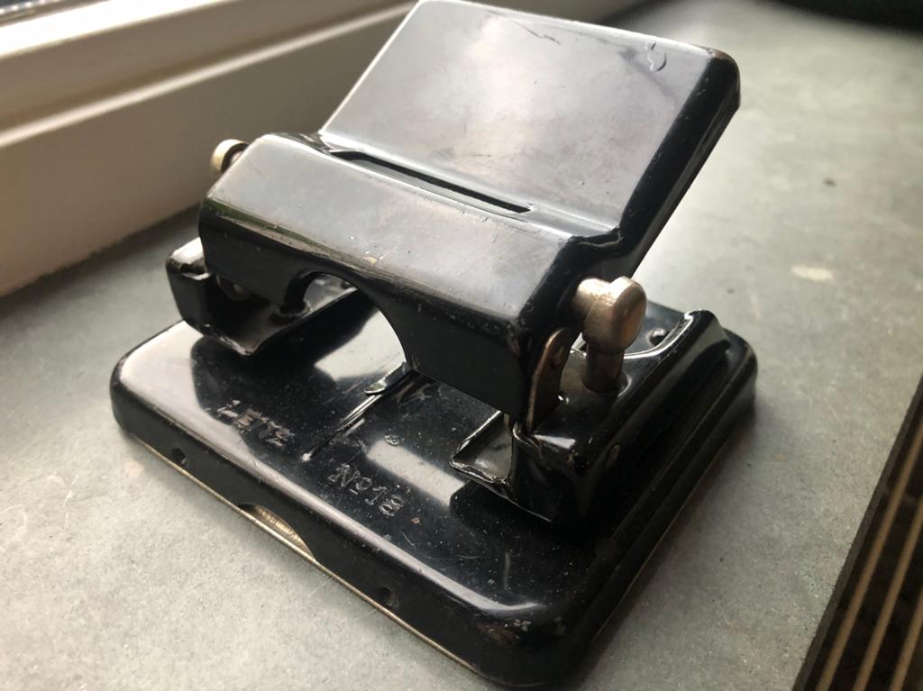 Zwarte vintage perforator Leitz No. 18, Ophalen of Verzenden, Gebruikt