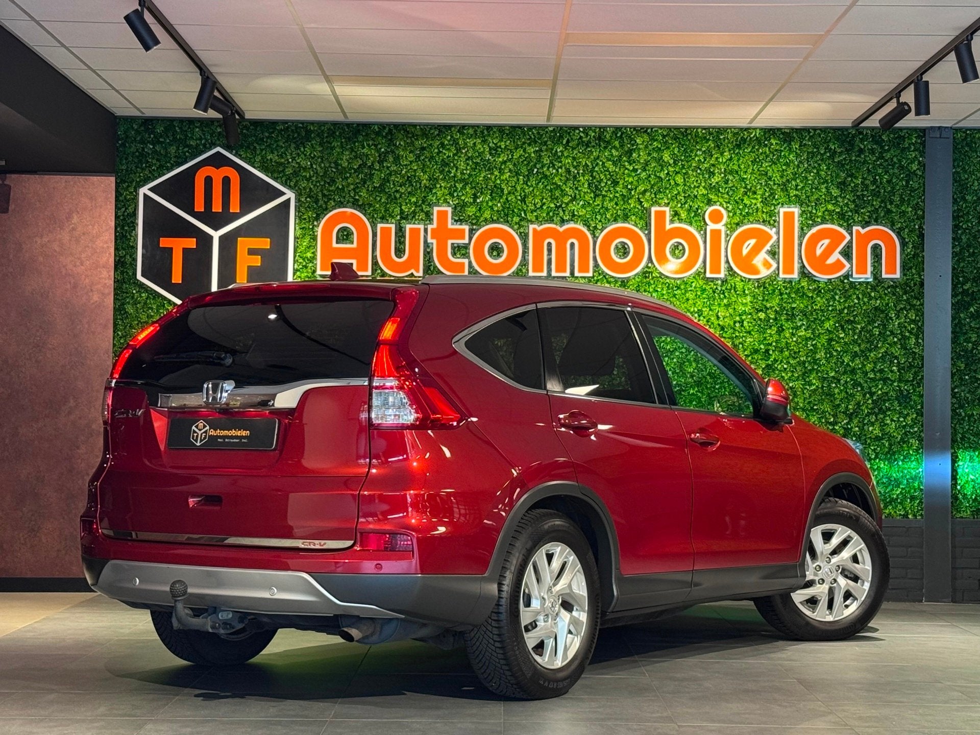 Honda CR-V 2.0 Elegance |SUPERSTAAT|TREKHAAK|NAVI|CAMERA, Voorwielaandrijving, Automatische klimaatregeling, Gebruikt, 4 cilinders