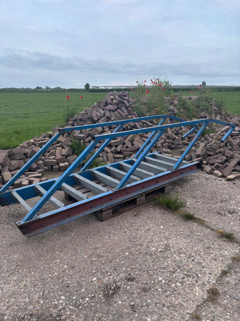 Stalen trap, Doe-het-zelf en Verbouw, Steigers, Ophalen, Gebruikt, Overige typen, 2 tot 5 meter