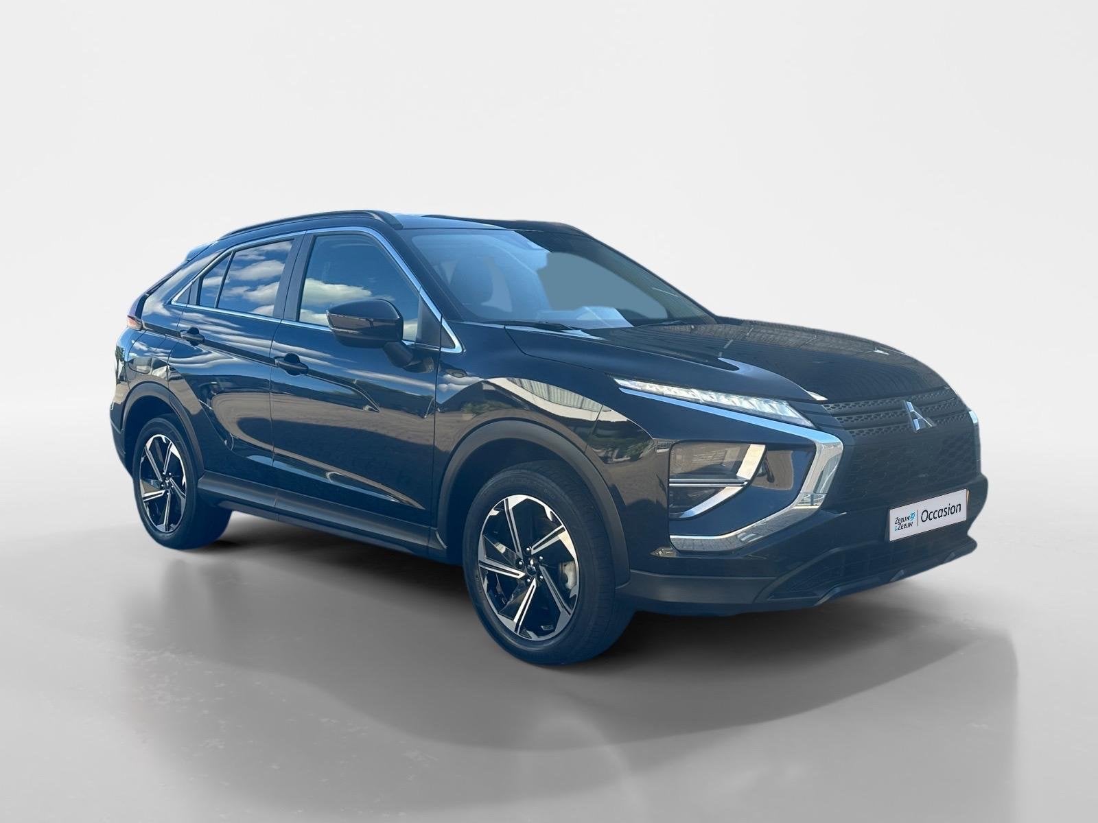 Mitsubishi Eclipse Cross 2.4 PHEV Intense | Carplay | Camera, Auto's, Automaat, 4 cilinders, Zwart, Bedrijf