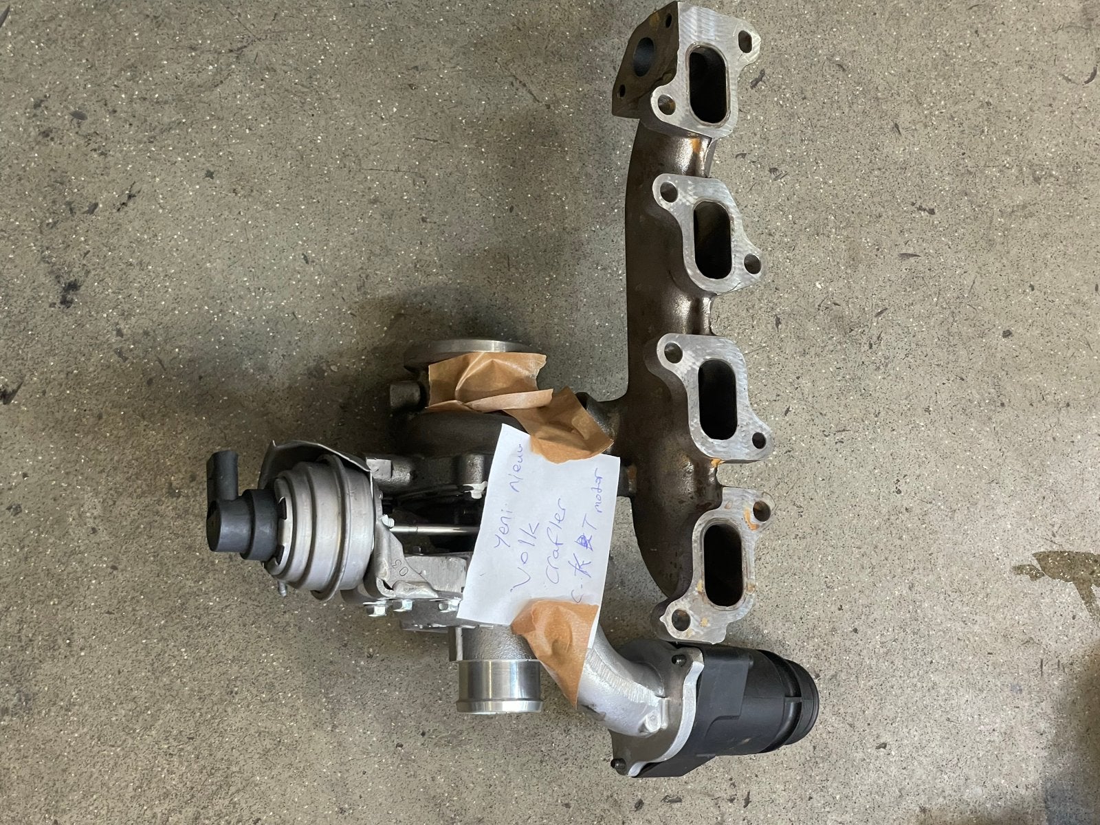 Nieuwe Turbo met Spruitstuk voor Volkswagen Crafter, Ophalen of Verzenden, Nieuw, Volkswagen