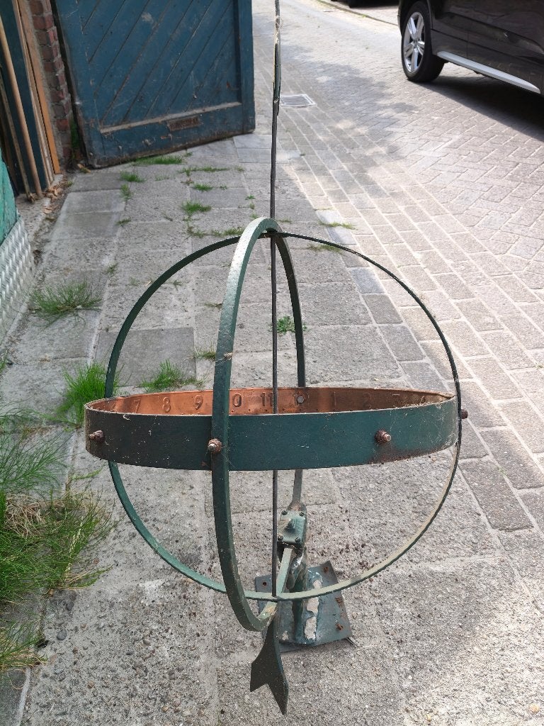 Zonnewijzer op Hercules-voet, Tuin en Terras, Zonnewijzers, Ophalen, Gebruikt