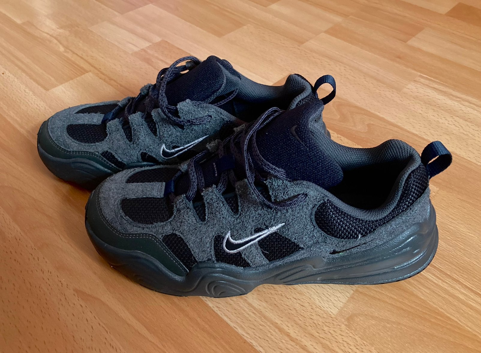 Nike Tech Hera mt 42, Verzenden, Gedragen, Sneakers of Gympen