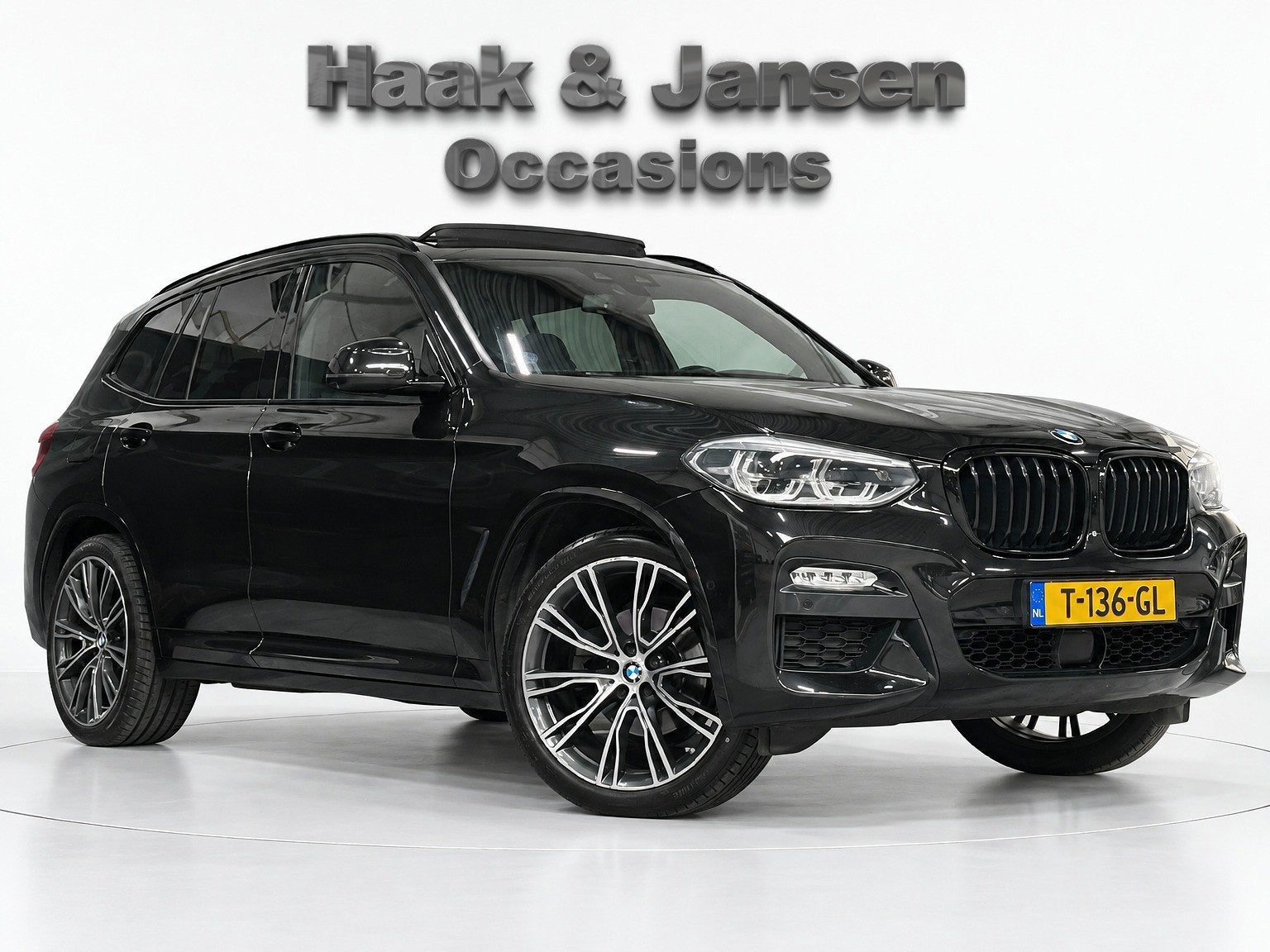 BMW X3 XDrive20i High Executive Panoramadak Harman Kardon He, Automaat, 1998 cc, Gebruikt, 4 cilinders