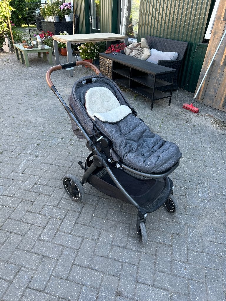 Maxi Cosi Zelia, Gebruikt, Verstelbare duwstang, Maxi-Cosi, Ophalen
