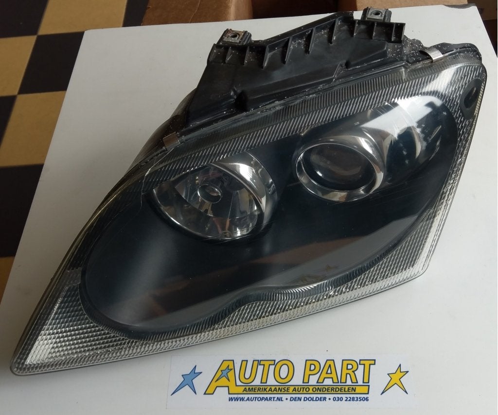 Chrysler Pacifica koplamp xenon 2004-2006, Gebruikt, PO Box 21-8004 | Auburn Hills, MI 48321-8004, Ophalen of Verzenden, Chrysler