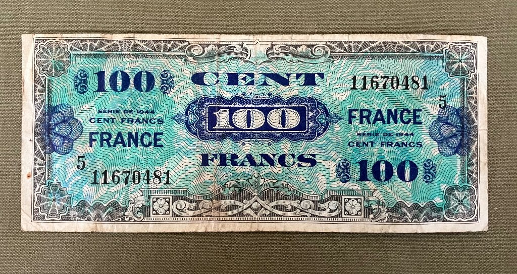 US WW2 1944 FRANCE MILITARY CURRENCY 100 FRANCS BANKNOTE, Ophalen of Verzenden, Landmacht, Amerika, Overige typen