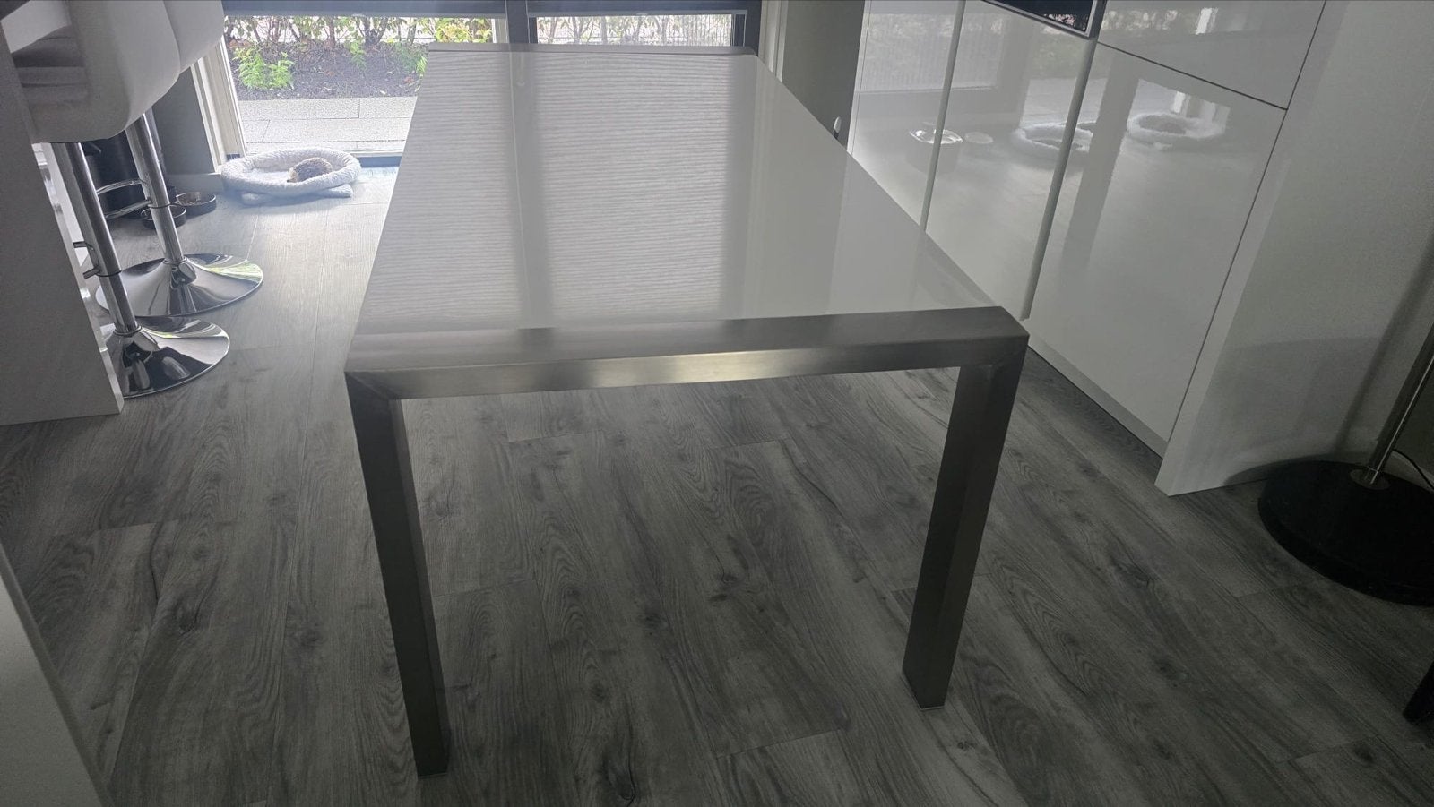 Moderne hoogglans eettafel 180x90x75 cm, Ophalen, Gebruikt, 50 tot 100 cm, Vier personen