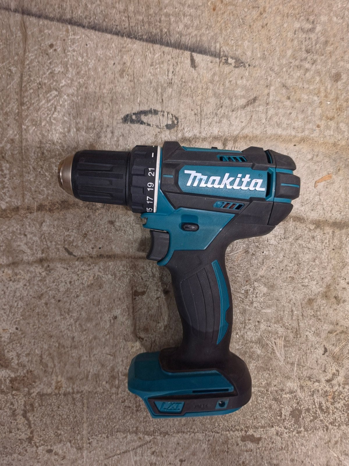 Makita DDF482 18v schroefboormachine body, Ophalen of Verzenden, Zo goed als nieuw, Boor- en Schroefmachine