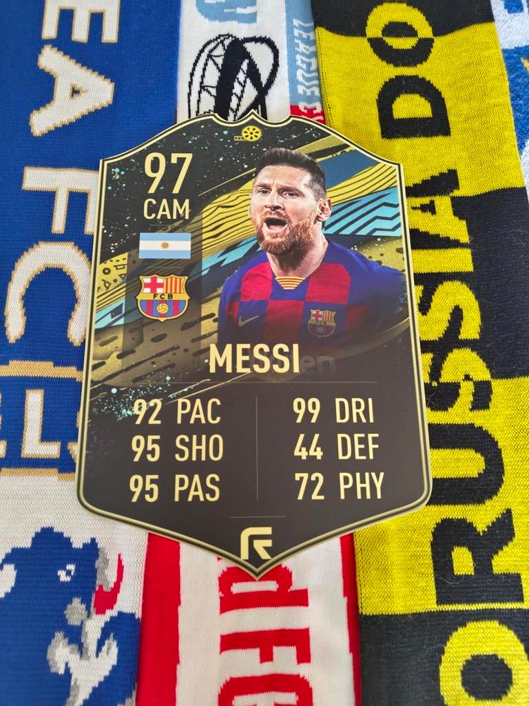 Voetbalkaartje (37cmx25cm)
- Lionel Messi / Barcelona, Verzamelen, Sportartikelen en Voetbal, Ophalen, Zo goed als nieuw, Buitenlandse clubs