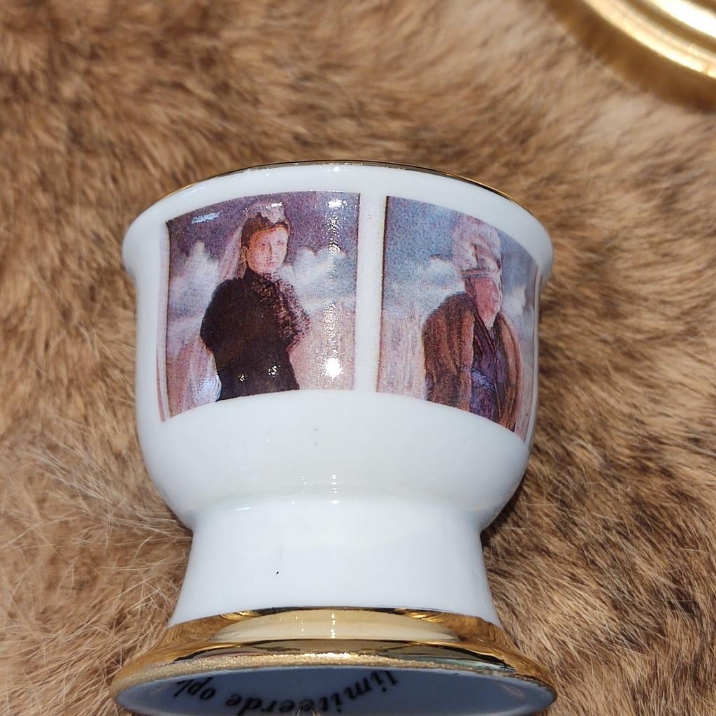 Vintage Eierdopje met Koninklijke Portretten, Antiek en Kunst, Ophalen of Verzenden