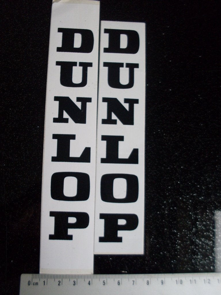2x sticker dunlop logo staand wit zwart, Verzenden, Zo goed als nieuw, Merk