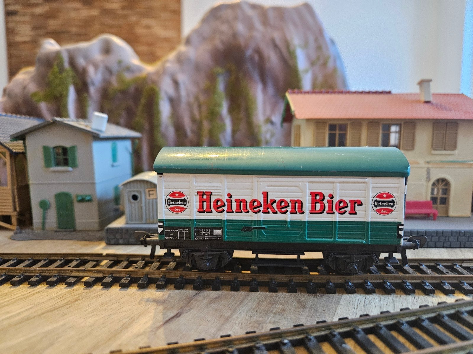 Fleischmann H0 5353 - Bierwagon / Koelwagon Heineken Bier (N, Tickets en Kaartjes, Eén persoon, Ticket of Toegangskaart