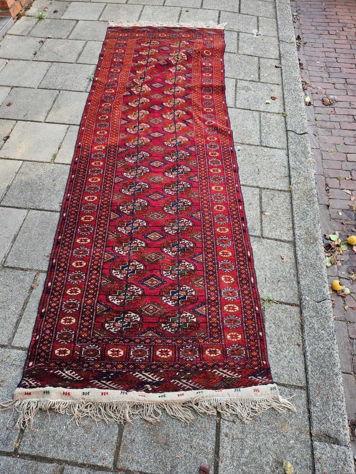Perzisch tapijt, Ophalen