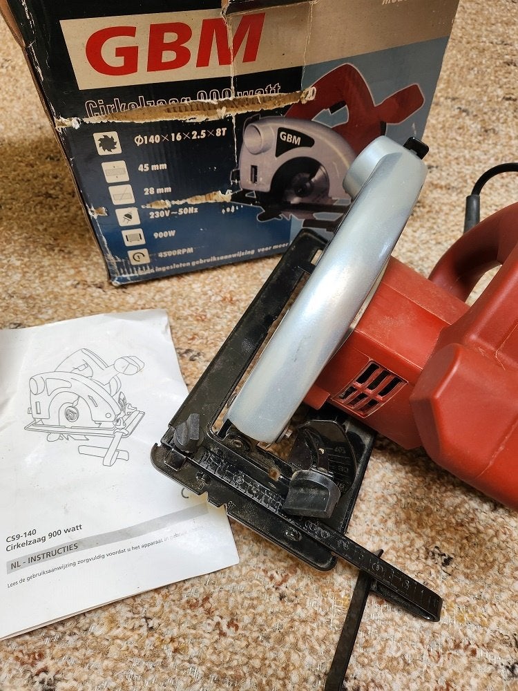 GMB cirkelzaag handcirkelzaag 900W, Doe-het-zelf en Verbouw, Gereedschap | Zaagmachines, Gebruikt, Cirkelzaag, 600 tot 1200 watt