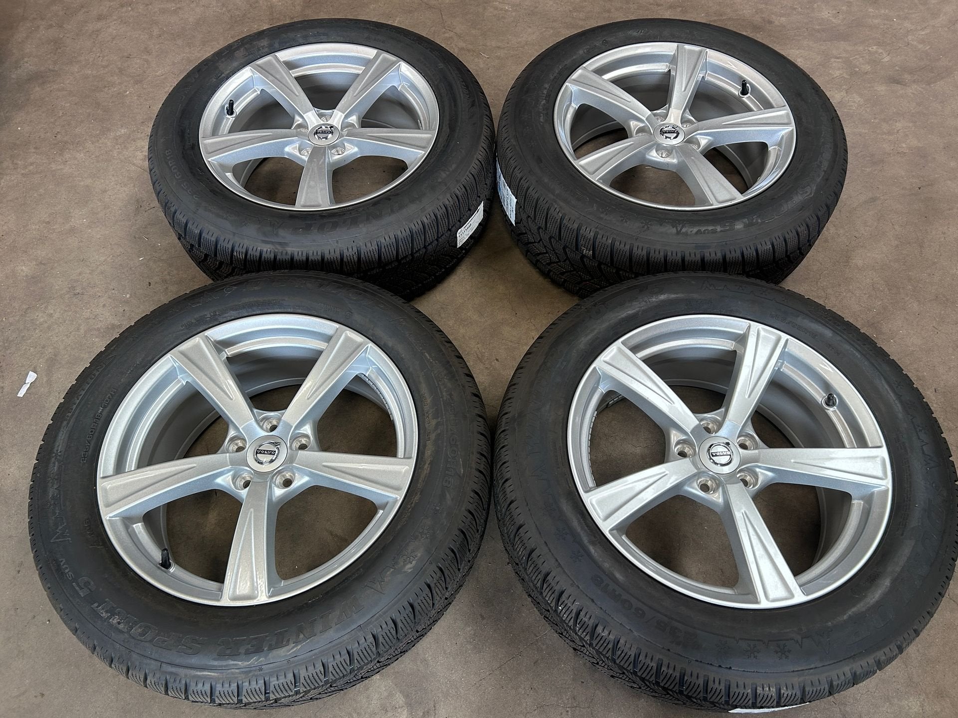 NIEUWE 18 inch velgen + winterbanden Volvo XC60 XC90, 18 inch, Gebruikt, -, -