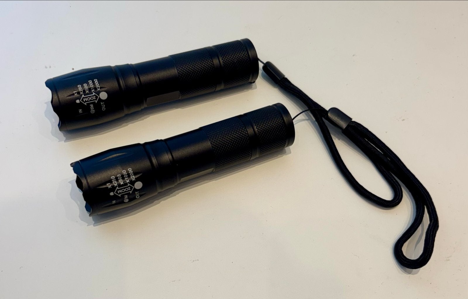 Zaklampen 16 cm werkt op AAA batterijen, Verzenden, Nieuw, Batterij