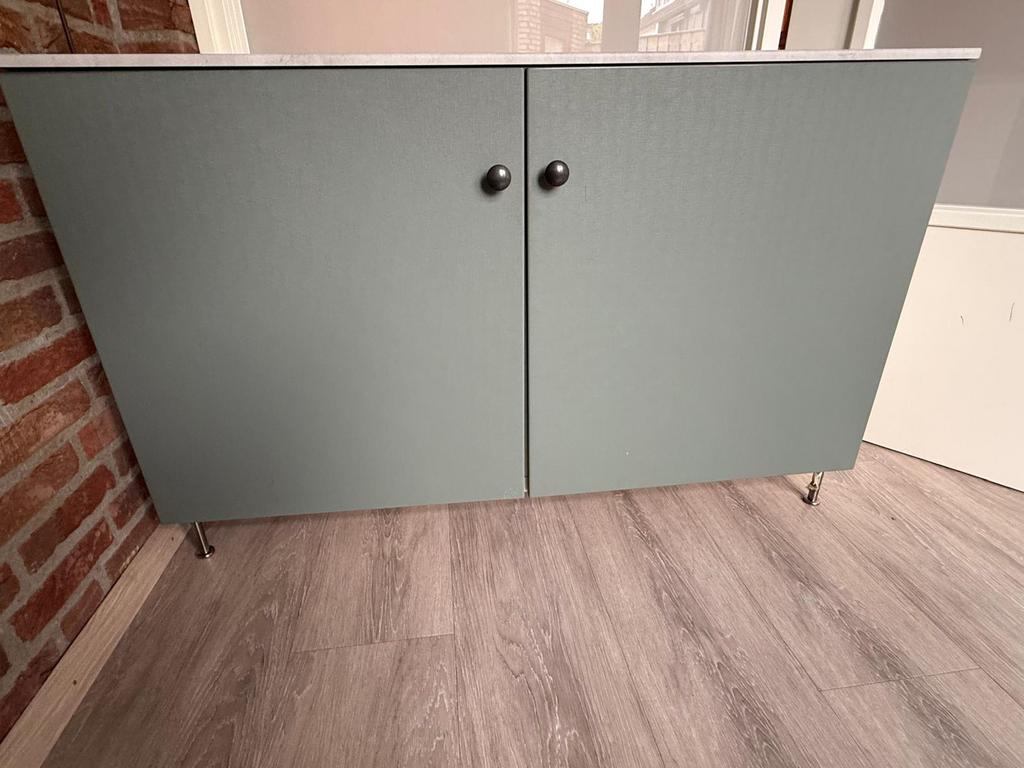 Tv meubel/kastje, Huis en Inrichting, Kasten | Roldeurkasten en Archiefkasten, Ophalen, 100 tot 150 cm, Zo goed als nieuw, Minder dan 100 cm