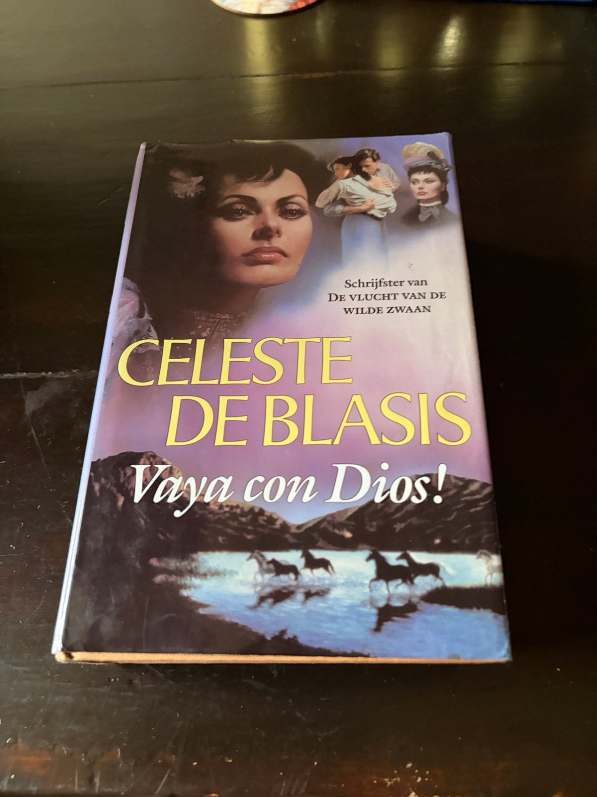 Celeste de Blasis - Vaya con Dios! Roman, Boeken, Ophalen of Verzenden, Gelezen