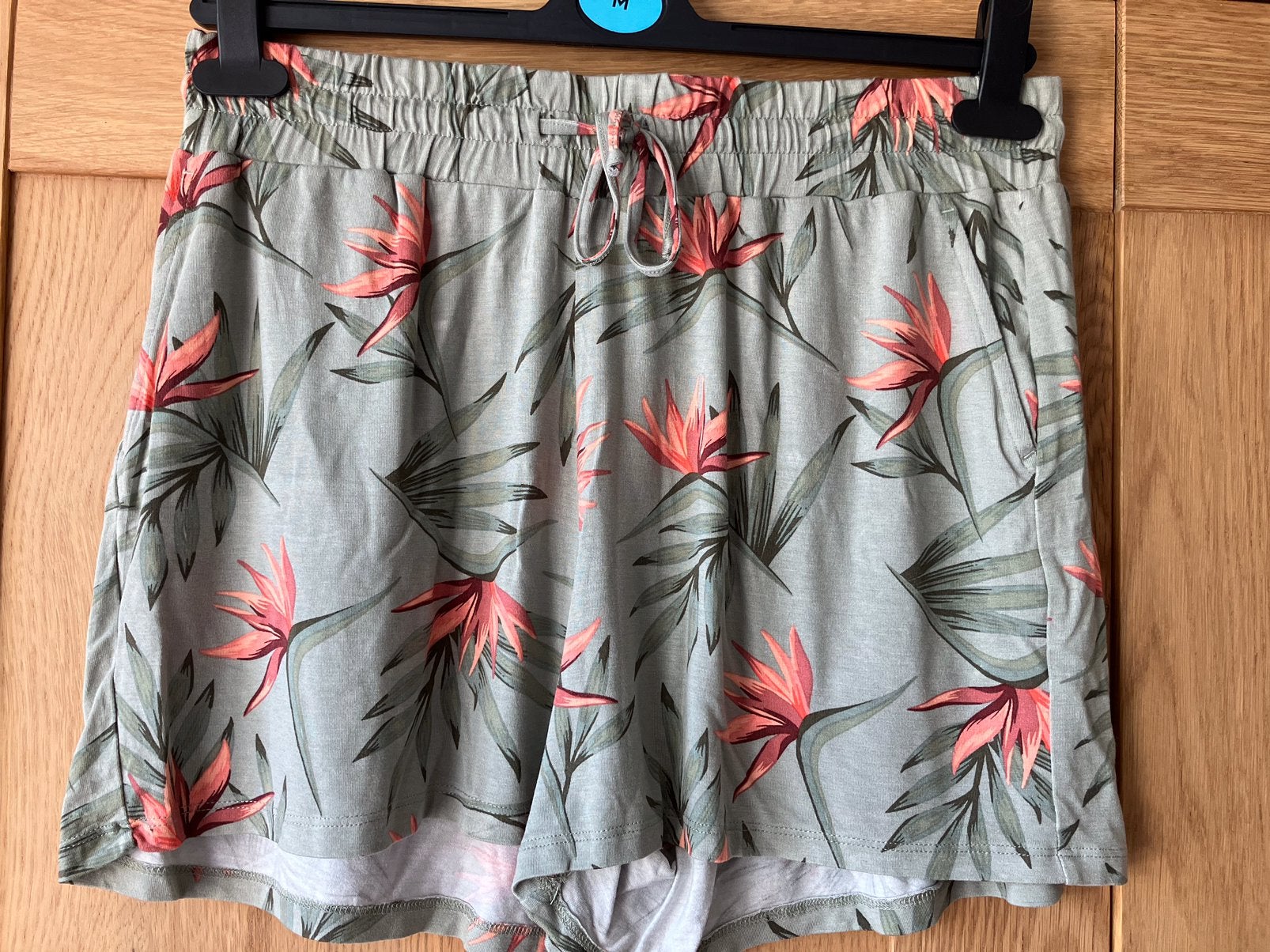 Nieuw=zachtgroen zalmroze korte broek=Hema/M, Maat 38/40 (M), Kort, Nieuw, Ophalen of Verzenden
