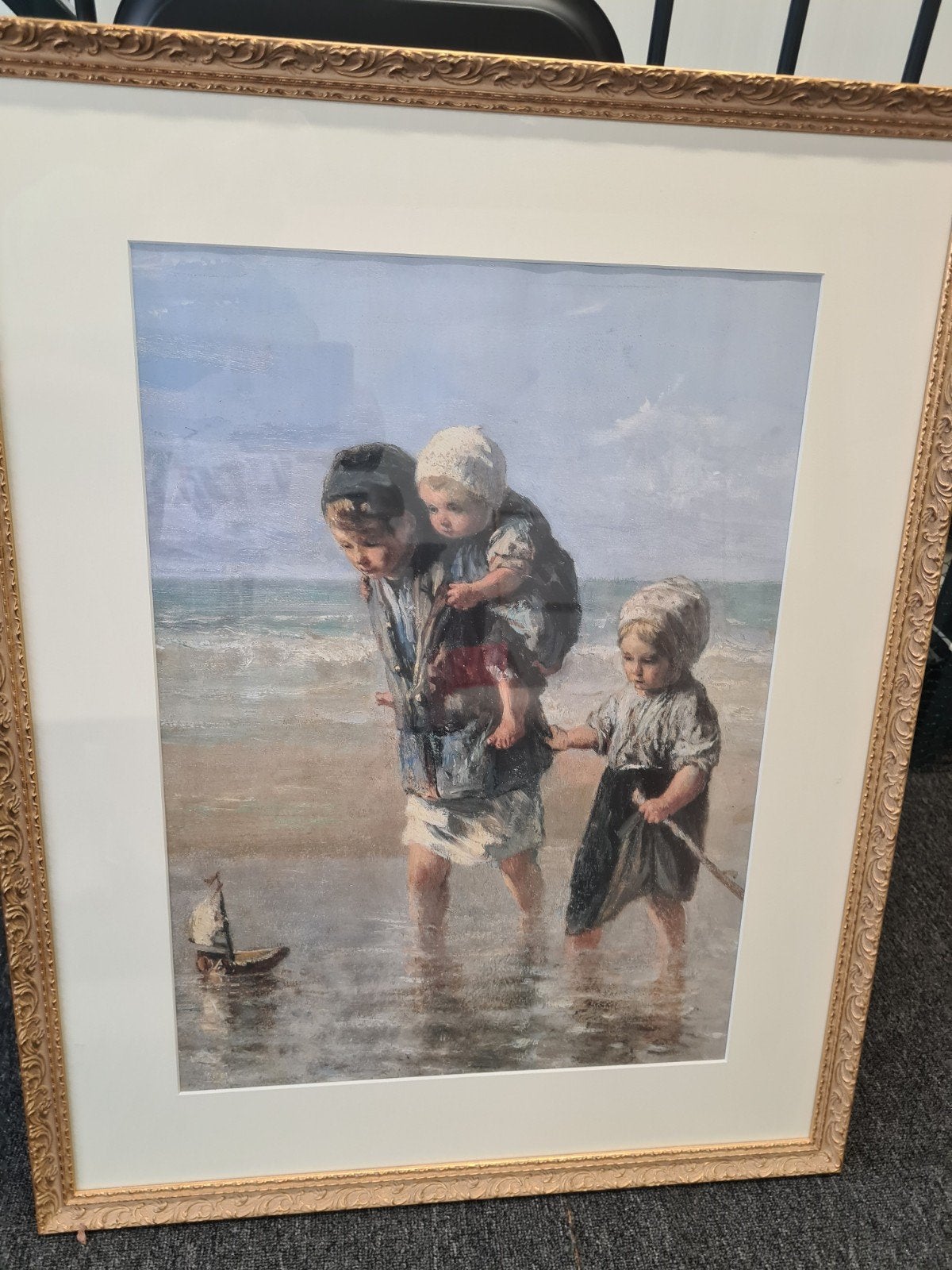 Ingelijste reproductie: Kinderen der zee - Jozef Israëls, Ophalen, Portret of Personen, Realistisch, Print