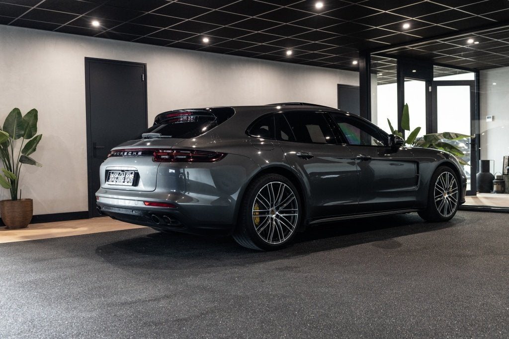 Porsche Panamera Sport Turismo 4.0 Turbo | 4WD | Softclose |, Auto's, Porsche, Gebruikt, Vierwielaandrijving, 129 €/maand, 3996 cc