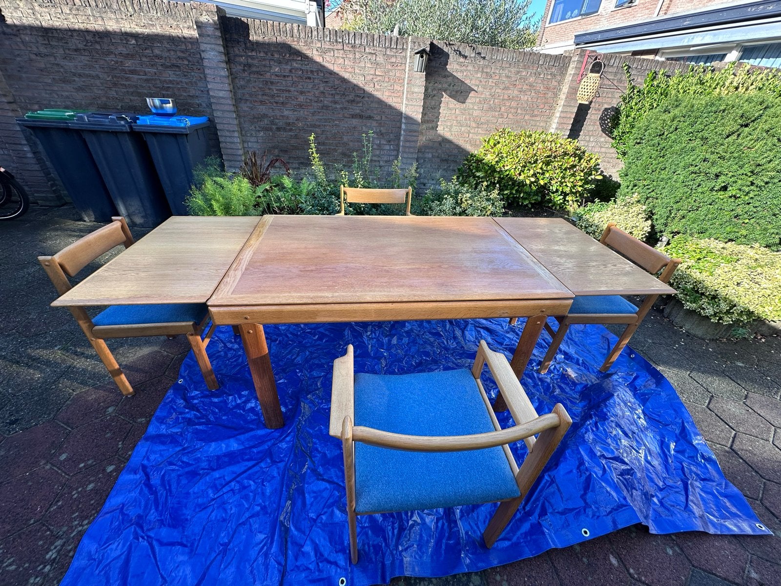 Vintage MCM / Scandi eettafel met 4 stoelen - uitschuifbaar, Ophalen of Verzenden