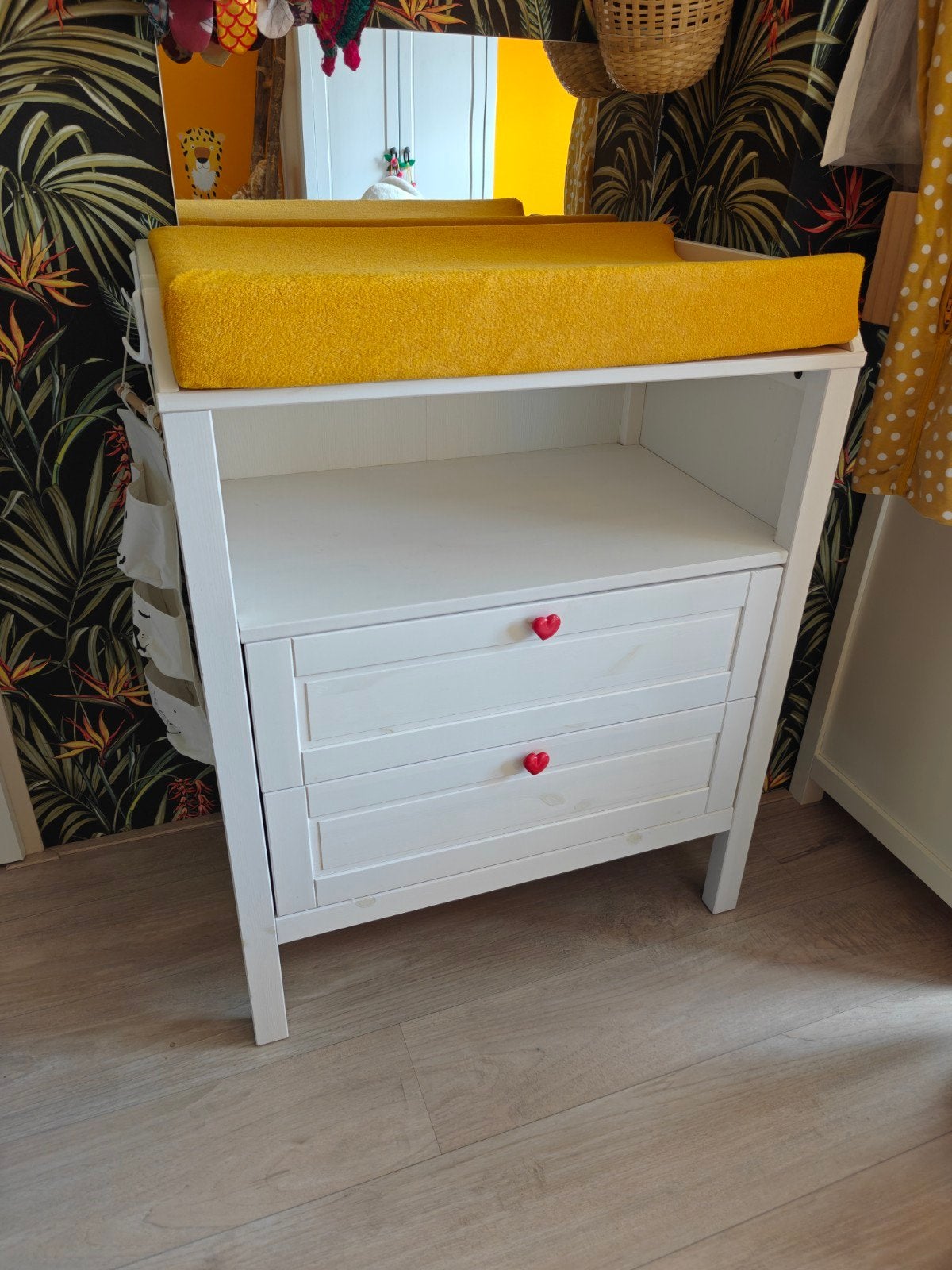 IKEA SUNDVIK commodekast wit, Kinderen en Baby's, Kinderkamer | Commodes en Kasten, Gebruikt, 105 cm of meer, 75 tot 100 cm, 50 tot 70 cm