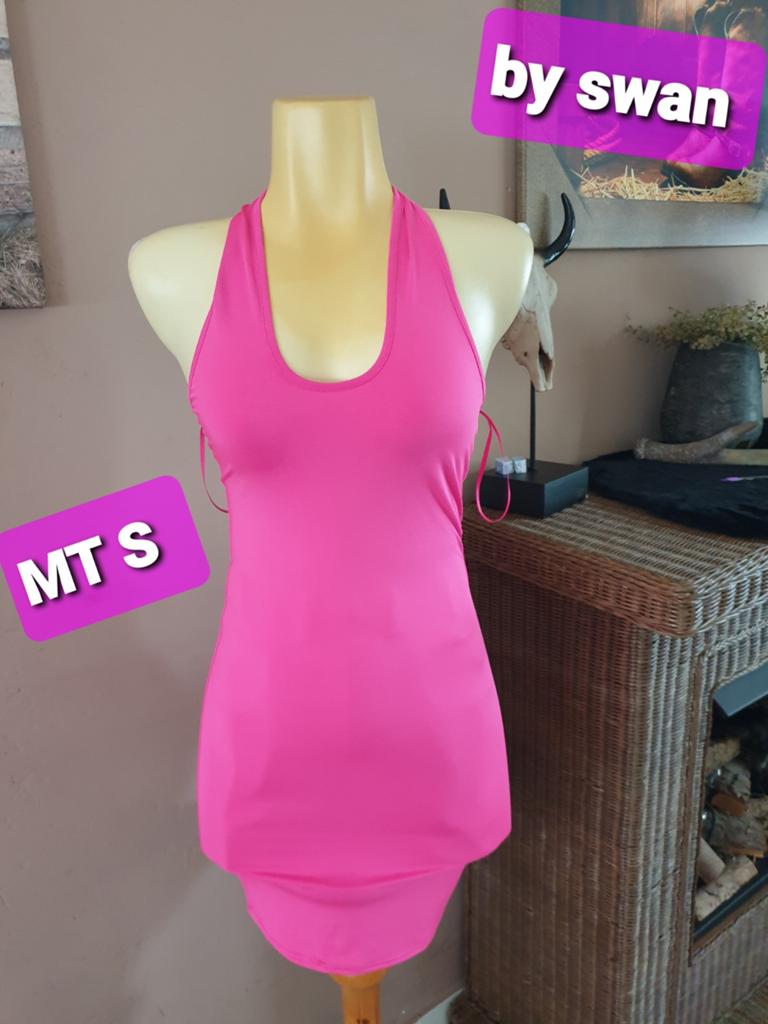 Nieuw roze jurkje maat S by Swan, Kleding | Dames, Ophalen of Verzenden