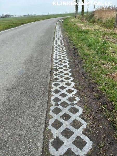 ROOIKORTING 500m2 grijs kunsstof grastegels 60x40x10cm, Tuin en Terras, Tegels en Klinkers, Gebruikt, Verzenden, Bij dit gebruikte product niet meer te achterhalen.