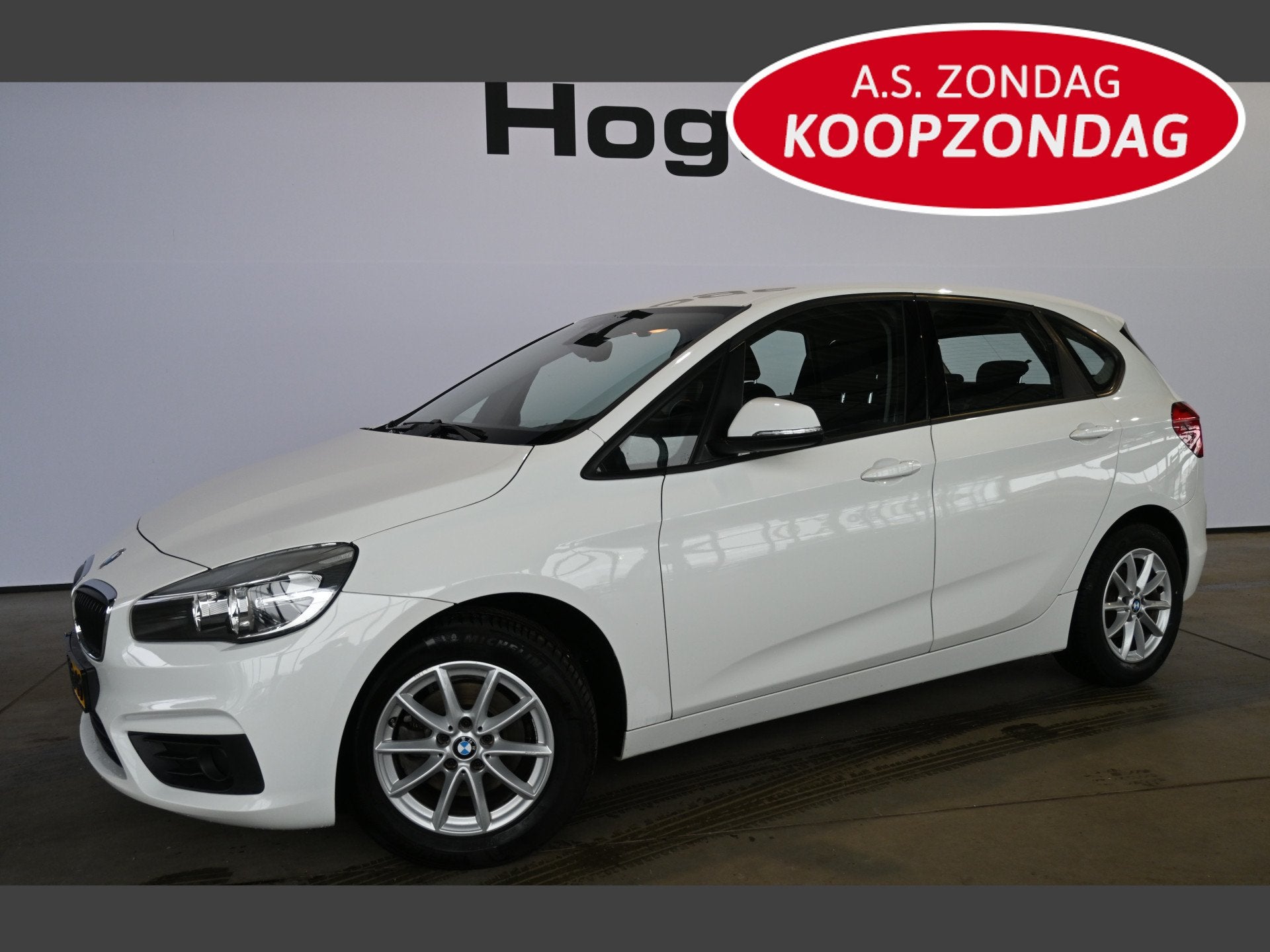 BMW 2 Serie Active Tourer 218i Airco Trekhaak LED Lichtmetaa, Auto's, BMW, Voorwielaandrijving, Gebruikt, Met garantie (alle)