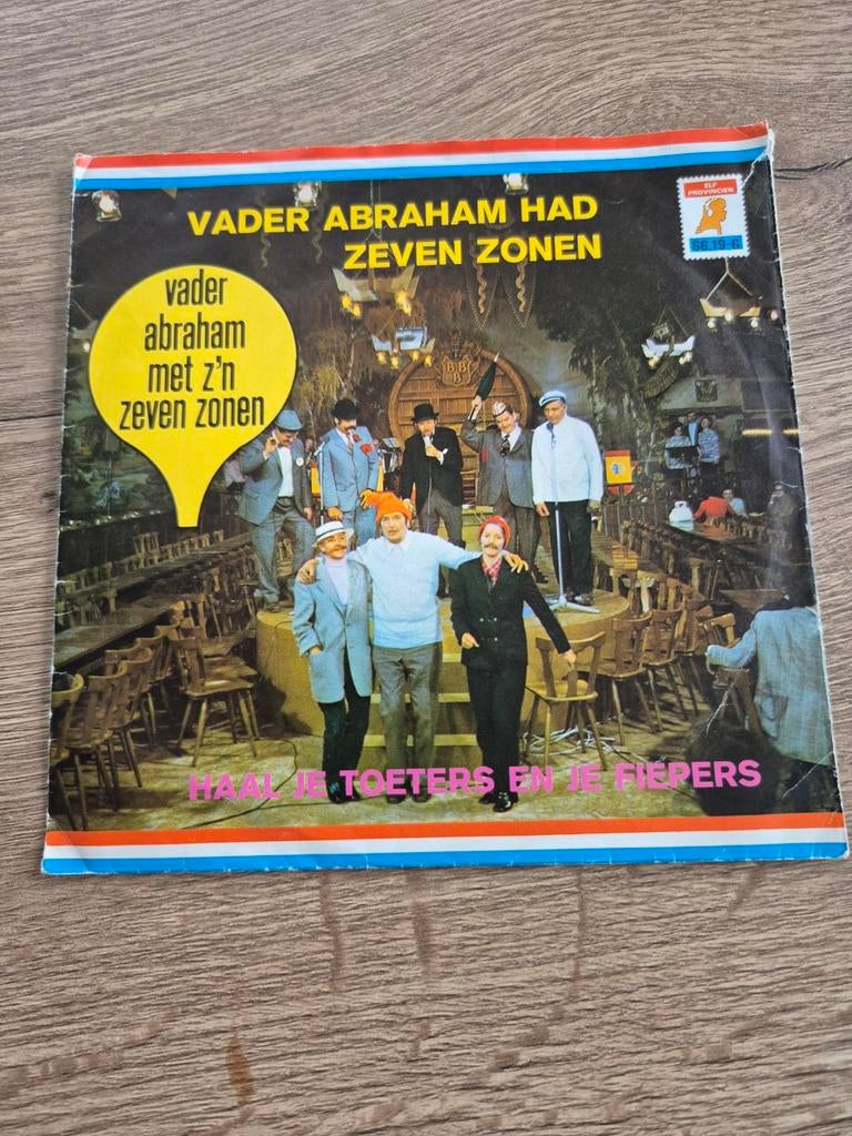 Single Vader Abraham met z'n zeven zonen, Ophalen of Verzenden, Gebruikt, Overige formaten, Levenslied of Smartlap