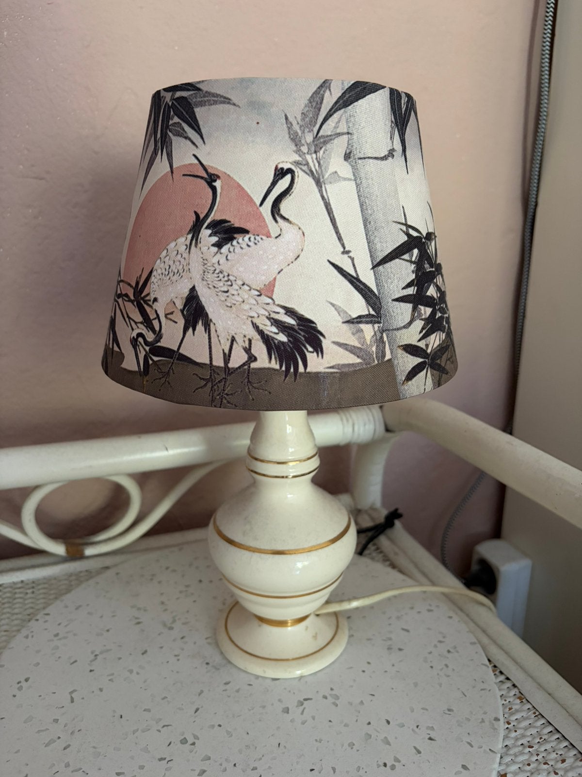 Vintage porseleinen lampje, Huis en Inrichting, Lampen | Tafellampen, Ophalen of Verzenden, Zo goed als nieuw, Vintage