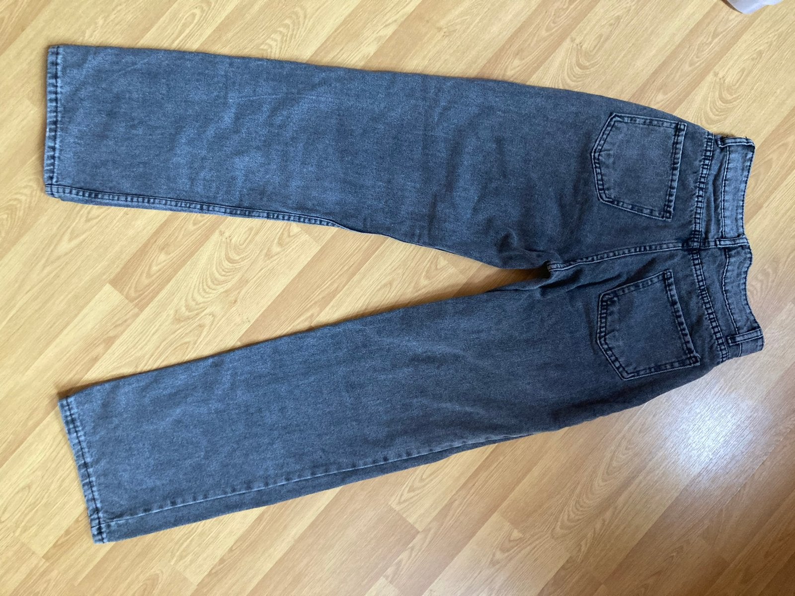 Zwarte spijkerbroek maat XS, Kleding | Dames, Zwart, Ophalen of Verzenden, Zo goed als nieuw, Maat 34 (XS) of kleiner