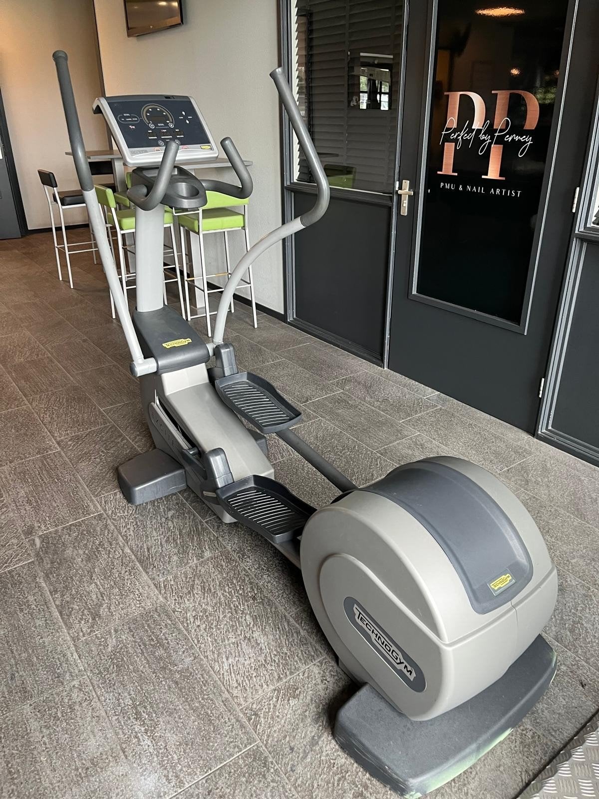 technogym synchro crosstrainer professioneel, Sport en Fitness, Fitnessmaterialen, Ophalen, Gebruikt, Benen, Overige typen