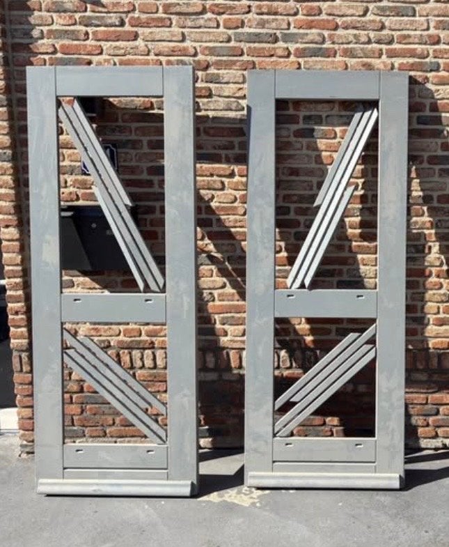 2 houten buitendeuren, Doe-het-zelf en Verbouw, Deuren en Horren, Ophalen, Gebruikt, 80 tot 100 cm, Overige typen