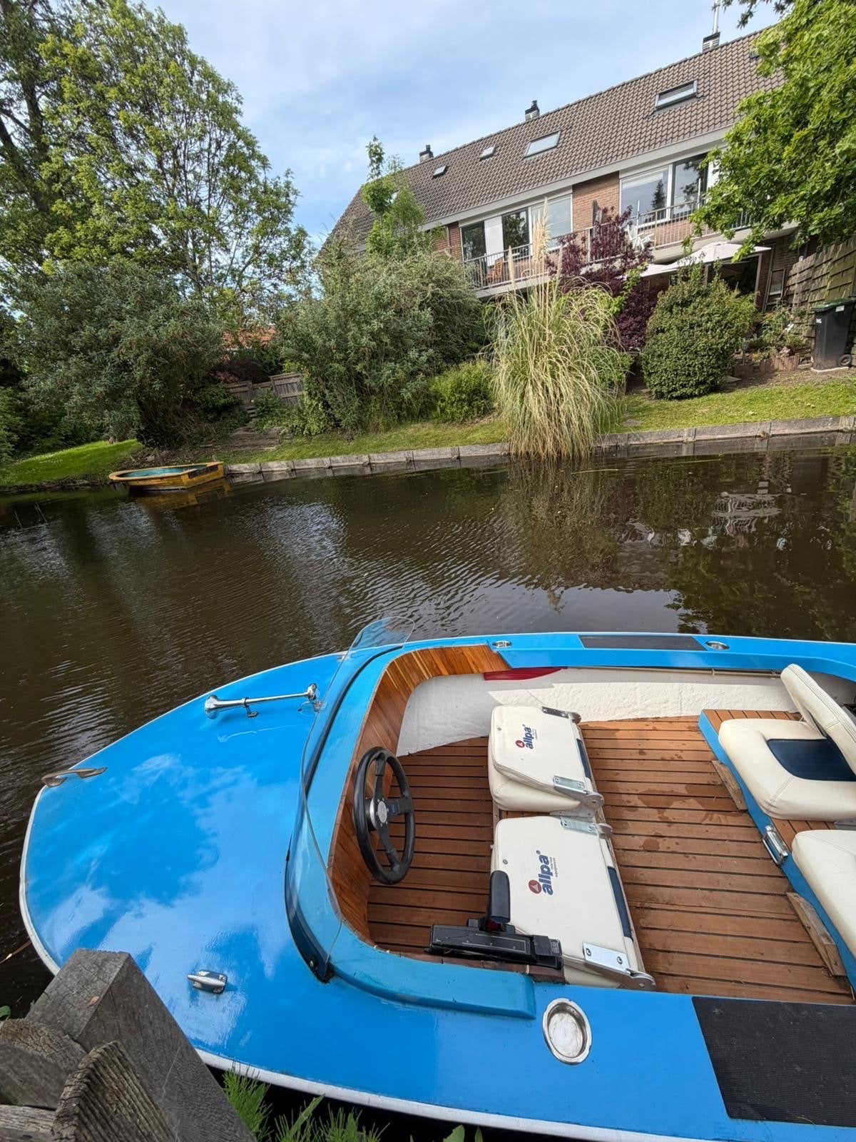 Leuke blauwe speedboot met Mercury 4-takt buitenboordmotor, Watersport en Boten, Overige merken, Gebruikt, Buitenboordmotor, Kussenset