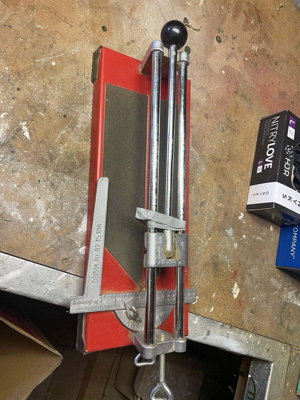 Tegelsnijder - Handig gereedschap voor tegelwerk, Doe-het-zelf en Verbouw, Tegels, Ophalen, Gebruikt