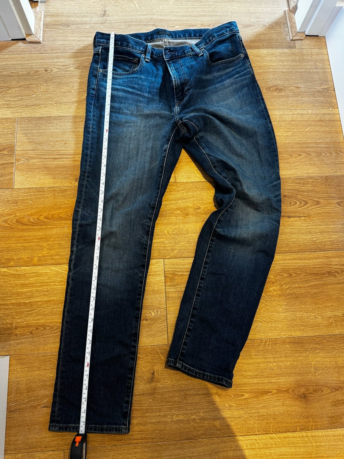 Uniqlo Jeans W34 L32 - Donkerblauwe spijkerbroek, Kleding | Heren, Verzenden, Gedragen, Blauw, W33 - W34 (confectie 48/50)