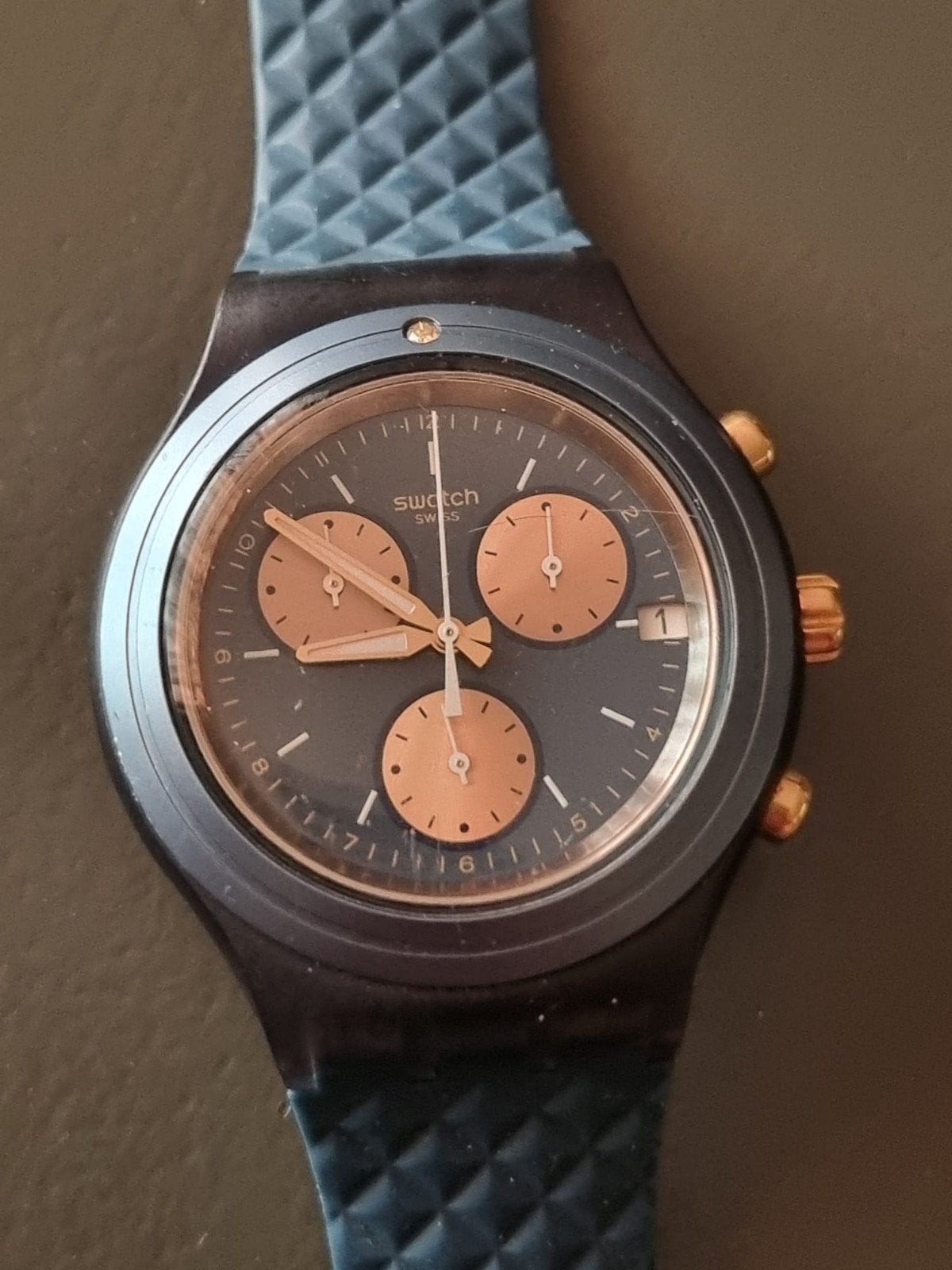 Swatch Ardoise kwarts chrono, Diaphane collectie, nieuw., Sieraden, Tassen en Uiterlijk, Horloges | Heren, Kunststof, Swatch, Nieuw