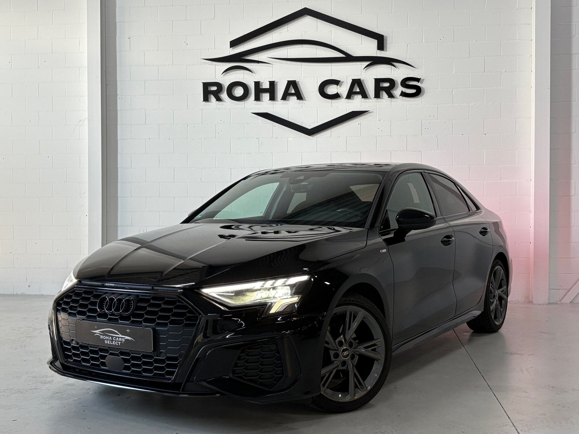 Audi A3 35 TFSI 1.5*Stoelverwarming*S-line*, Auto's, Automaat, Stof, Gebruikt, Zwart