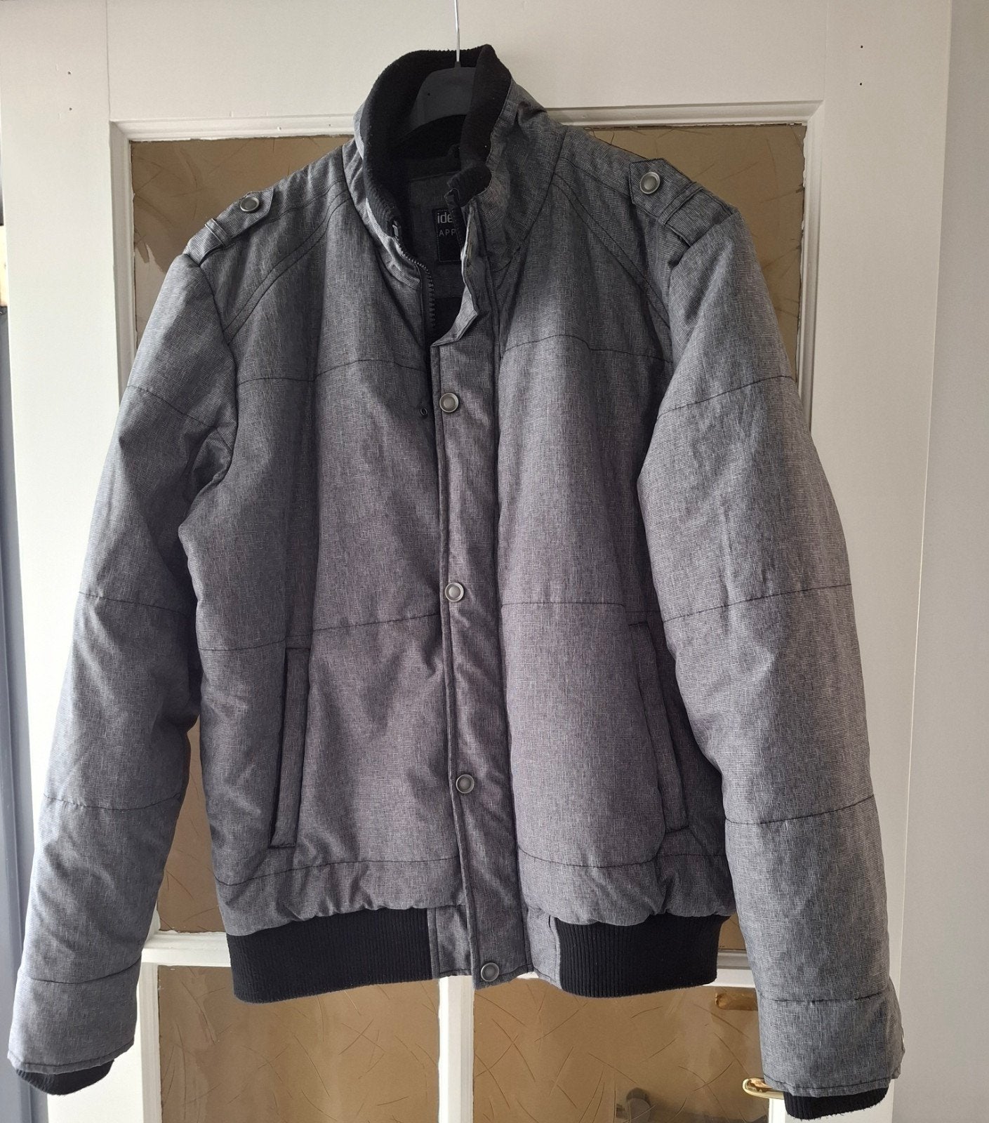 Identic Apparel winterjas grijs maat L met ritszakken, Maat 52/54 (L), Identic Apparel, Zwart, Ophalen of Verzenden