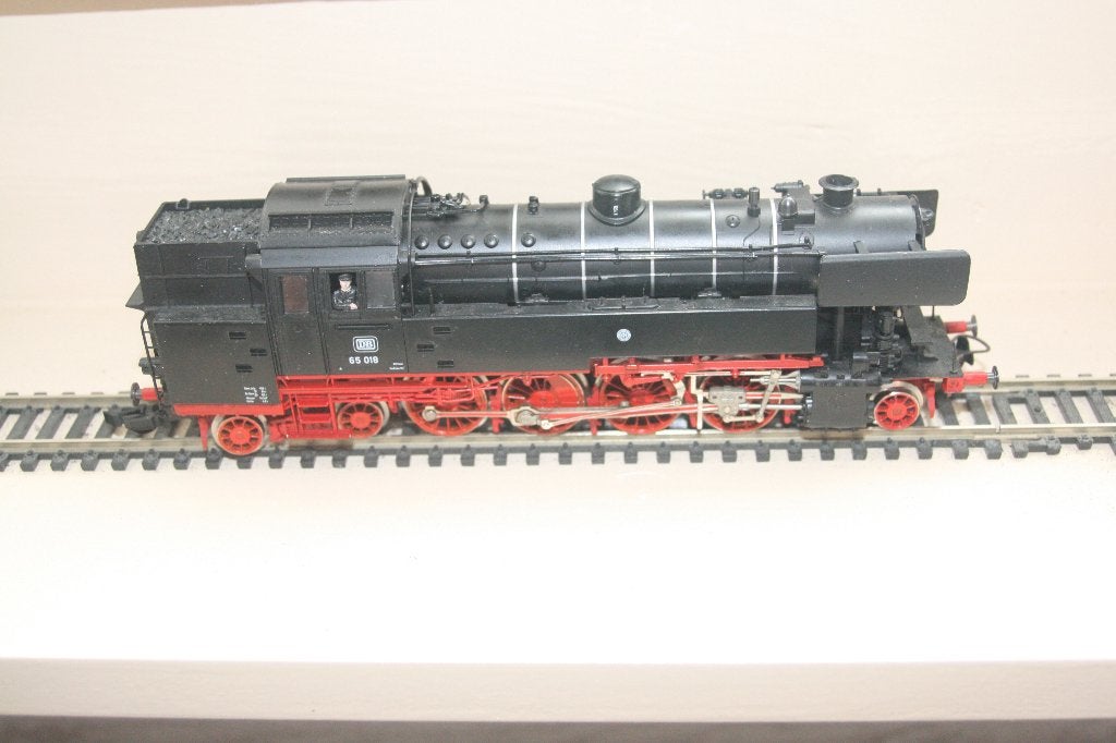 Fleischmann 4065 Stoomlocomotief BR 86 018 DB - Zwart/Rood, Hobby en Vrije tijd, Modeltreinen | H0, Gebruikt, Fleischmann, Ophalen of Verzenden