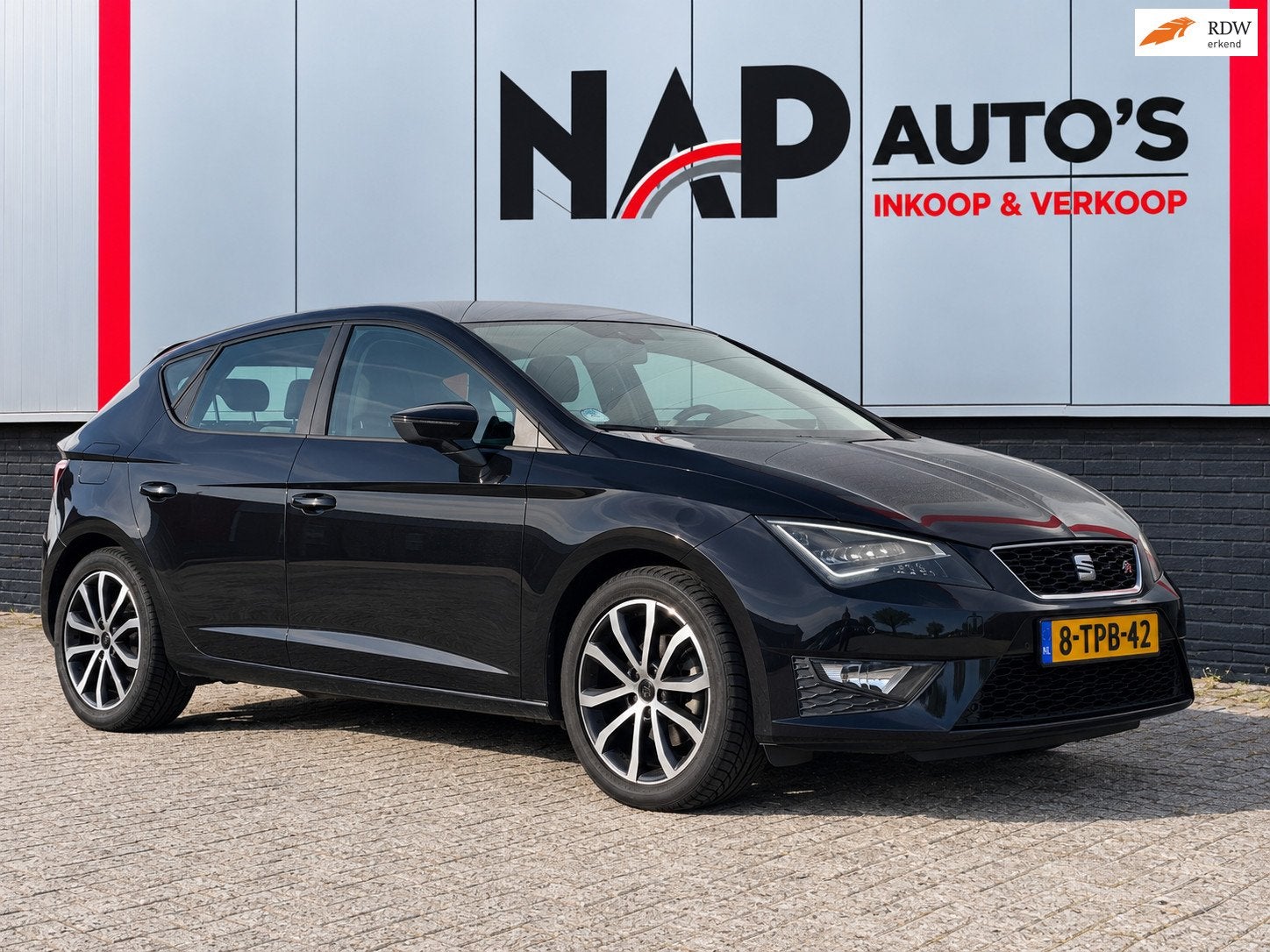 Seat Leon 1.4 TSI FR Business NAP, Auto diversen, Zwart, 1395 cc, Handgeschakeld, Benzine