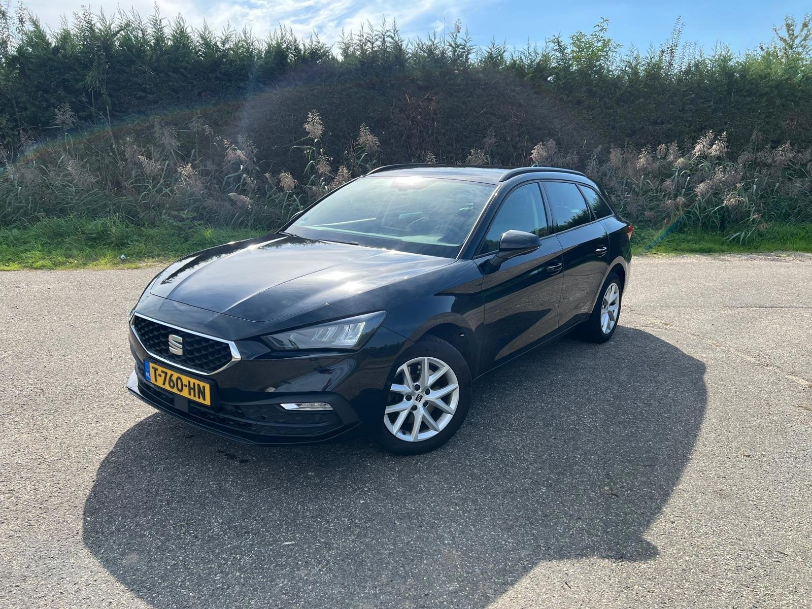 Seat Leon Sportstourer 2.0 TDI SPORT LED CARPLAY DAB+ ECC NA, Auto's, Voorwielaandrijving, 730 kg, Gebruikt, Euro 6