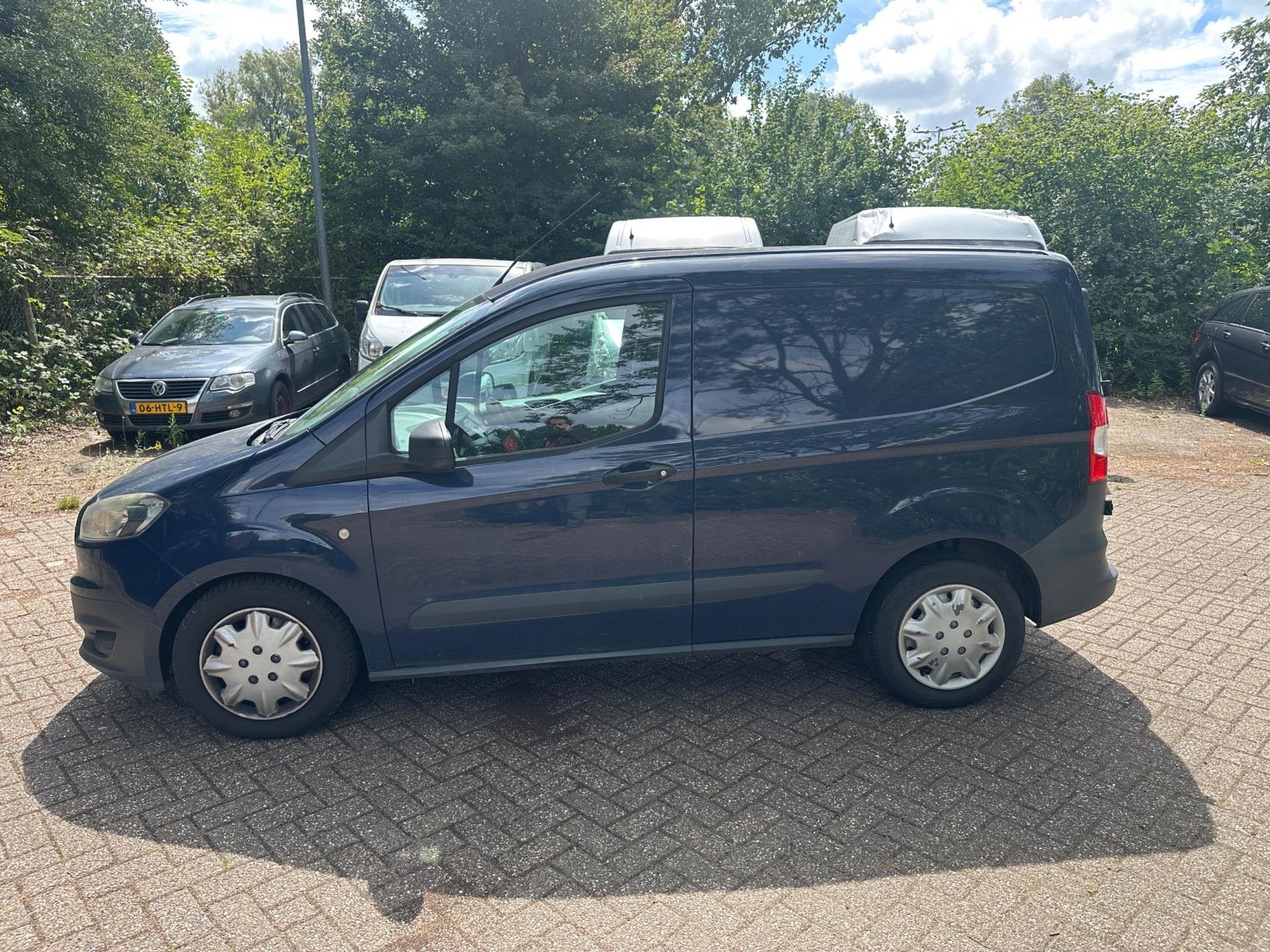 Ford Transit Courier 1.5 TDCI Airco Blue Edition NW APK, Auto's, Voorwielaandrijving, Euro 5, Stof, Gebruikt