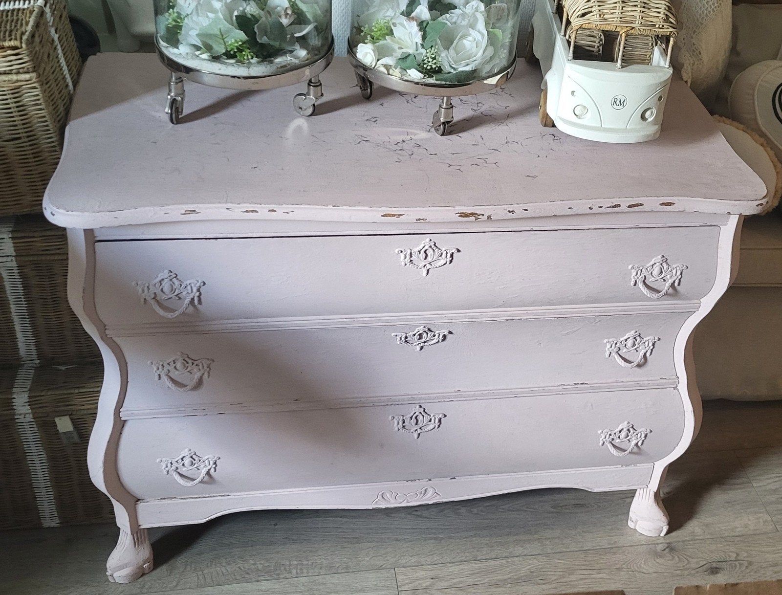 Roze geverfd buikkastje, Ophalen, Gebruikt, 50 tot 100 cm, Vintage, Shabby Chic